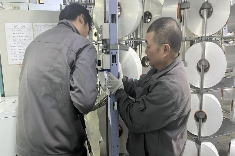 学习身边模范 罗致前行实力丨秦亿伦同志的坚守与立异-豪门国际官网